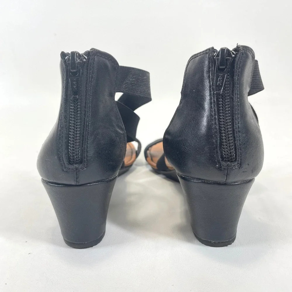 EuroSoft by Sofft Womens Black Strappy Elastic Wedge Sandals Size 8M